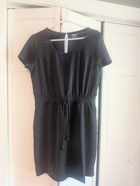Black Short-Sleeve Drawstring Waist Mini Dress